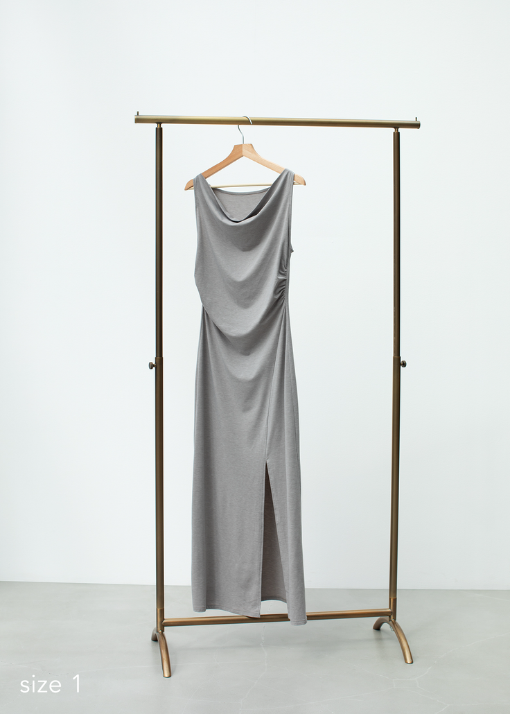 slit dress mère