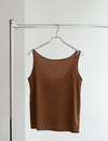 tank top / freckle