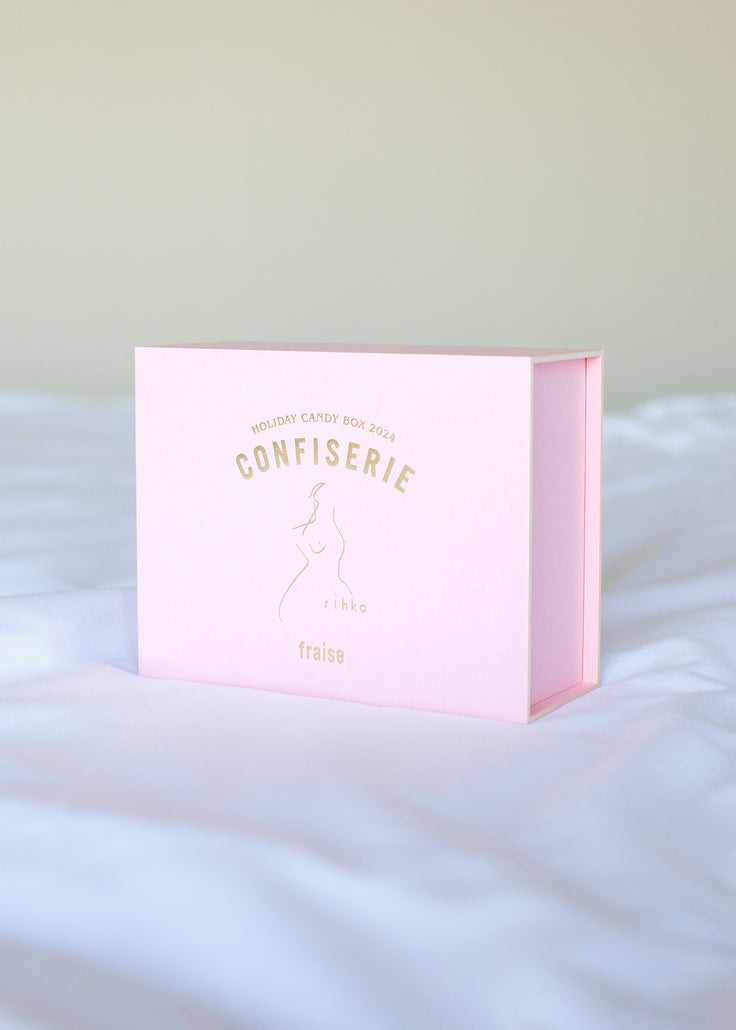 holiday candy box 2024 CONFISERIE fraise 【11/6から通常販売 開始】