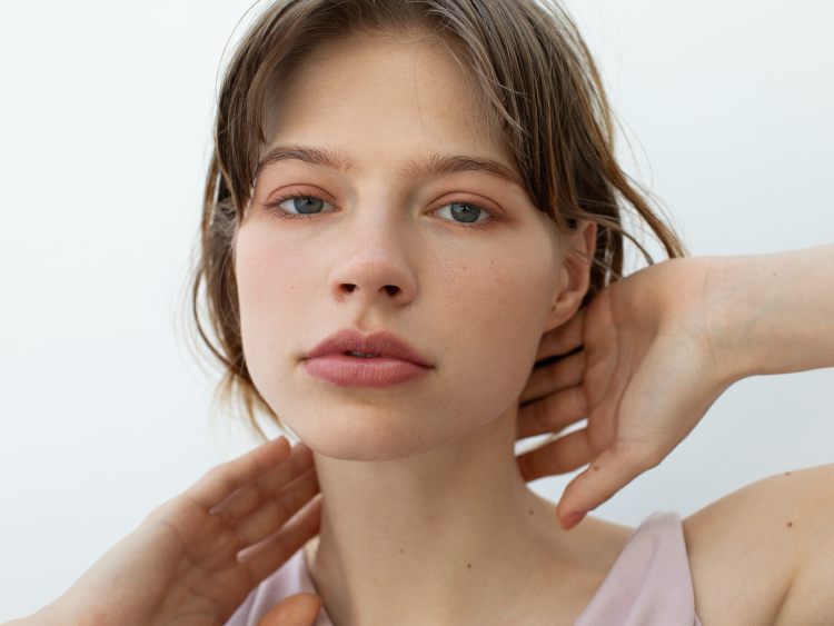 coussinet makeup LOOK