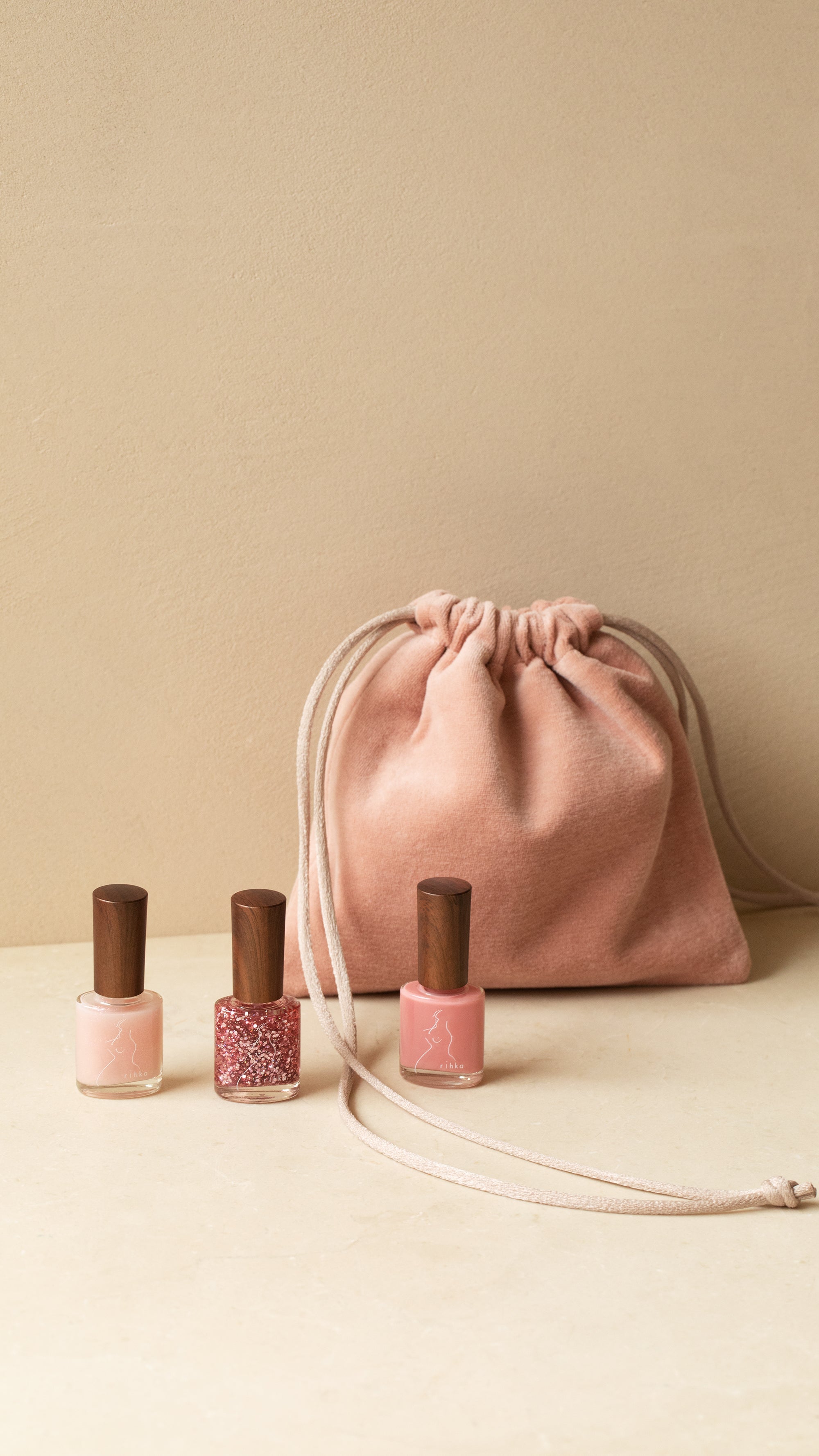 RST177 trésor nail polish & petite bag set | rihka